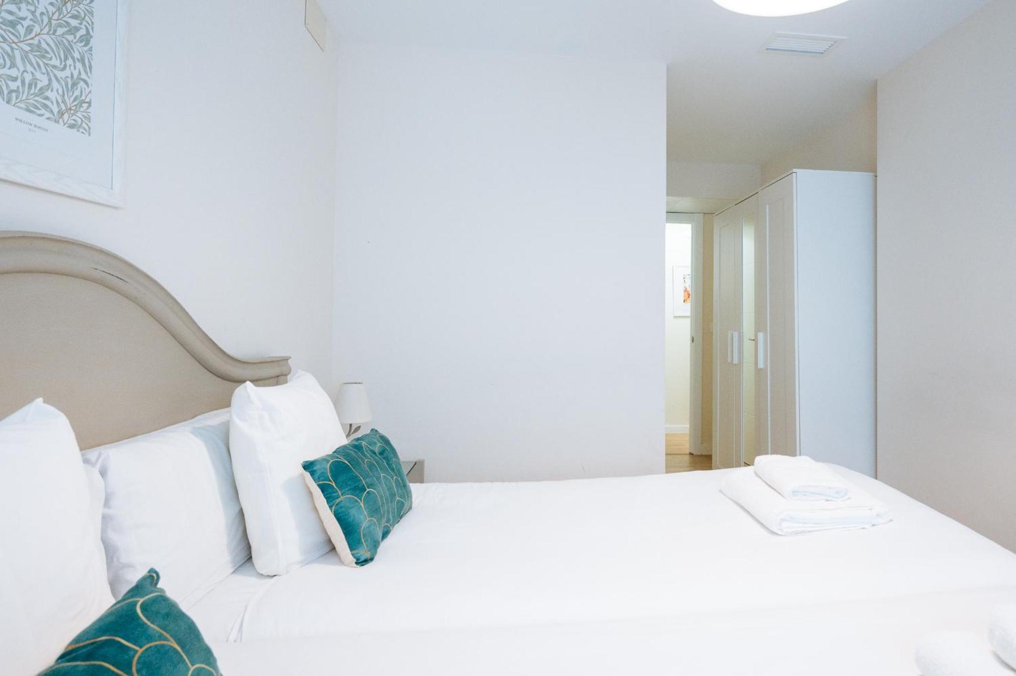 Sierpes 54, By Homing U Apartman Sevilla Kültér fotó